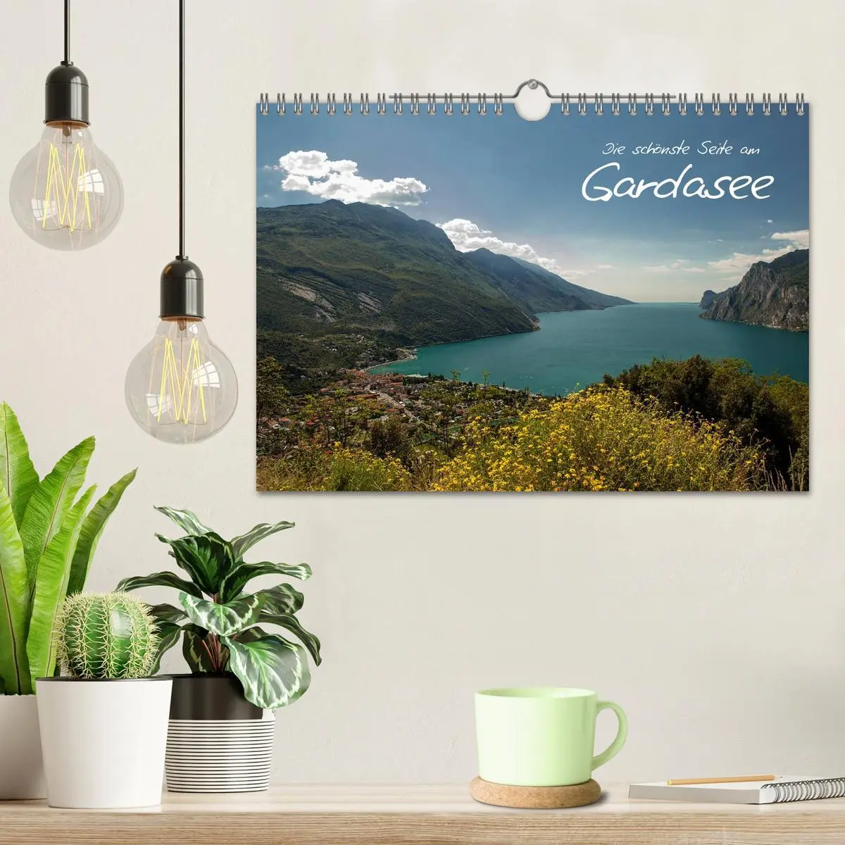 Bild: 9783516013986 | Die schönste Seite am Gardasee (Wandkalender 2026 DIN A4 quer),...