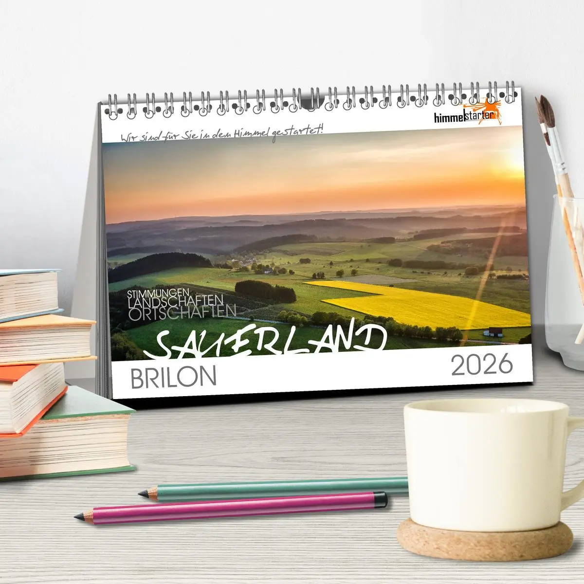 Bild: 9783457894286 | Das Sauerland bei Brilon aus der Vogelperspektive (Tischkalender...