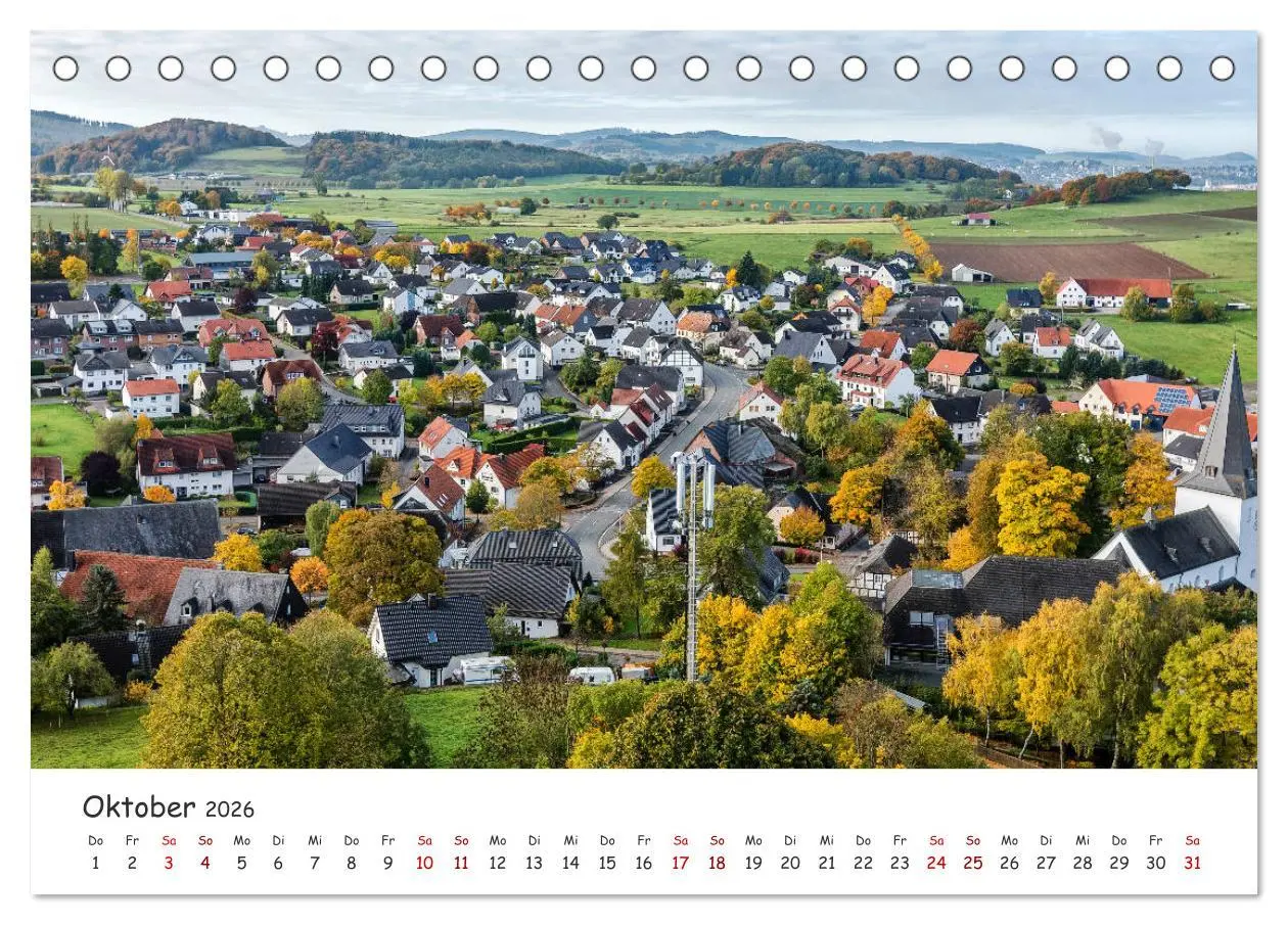 Bild: 9783457894286 | Das Sauerland bei Brilon aus der Vogelperspektive (Tischkalender...