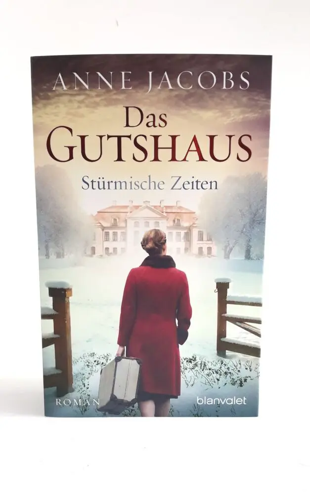 Bild: 9783734104886 | Das Gutshaus - Stürmische Zeiten | Roman | Anne Jacobs | Taschenbuch