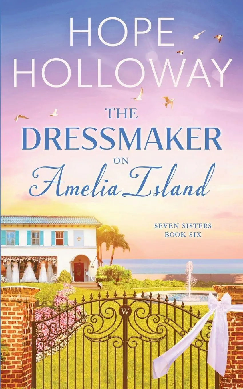 Cover: 9781952196386 | The Dressmaker on Amelia Island | Hope Holloway | Taschenbuch | 2024