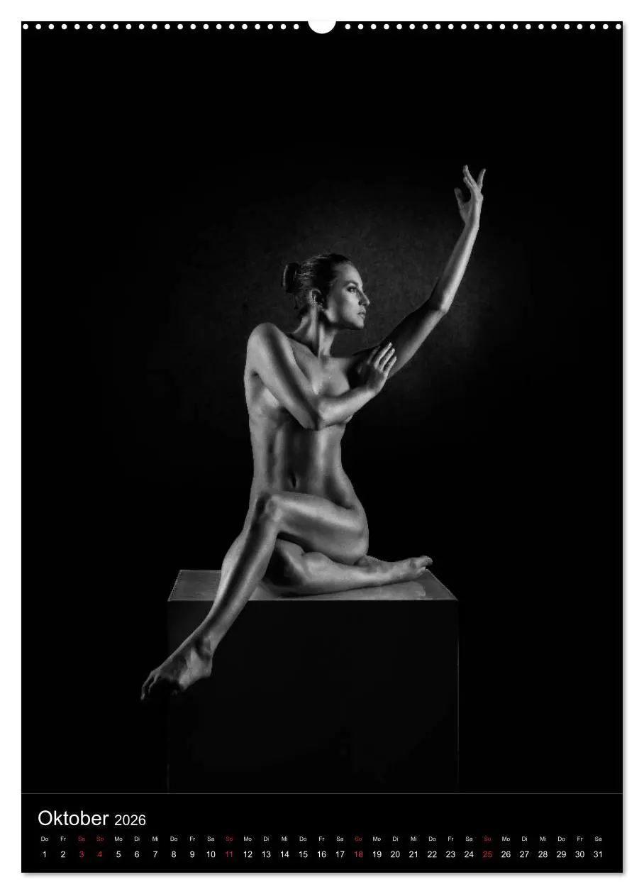 Bild: 9783516396386 | BODY SCULPTURE (Wandkalender 2026 DIN A2 hoch), CALVENDO...