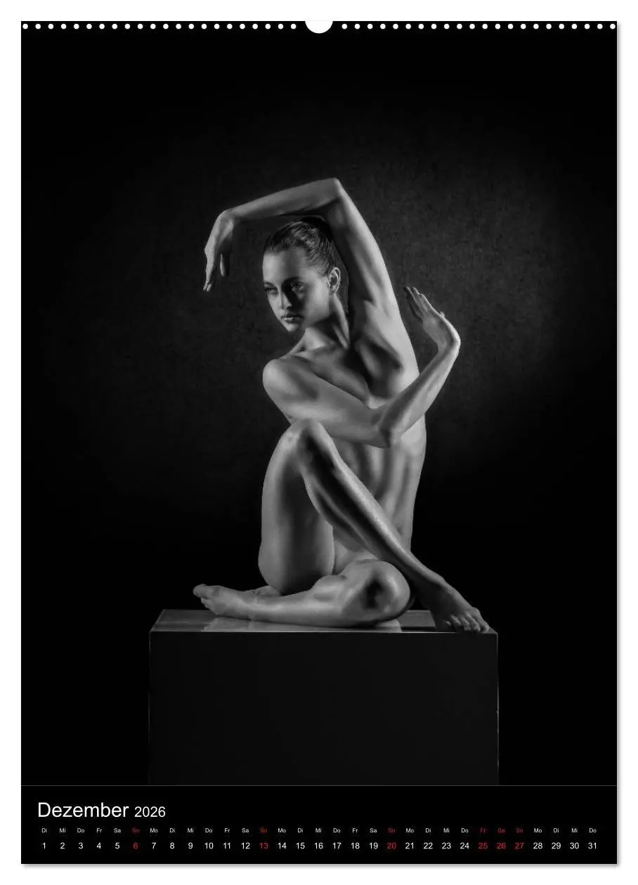 Bild: 9783516396386 | BODY SCULPTURE (Wandkalender 2026 DIN A2 hoch), CALVENDO...