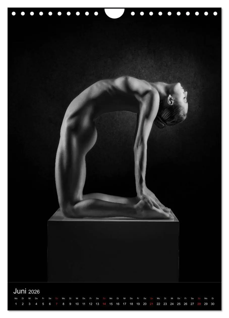 Bild: 9783516397086 | BODY SCULPTURE (Wandkalender 2026 DIN A4 hoch), CALVENDO...