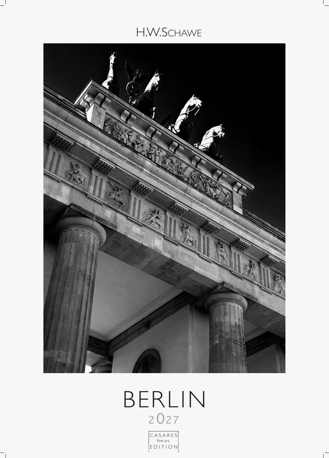 Cover: 9781835248386 | Berlin schwarz-weiss Kalender 2027 - Wandkalender Fotokalender...