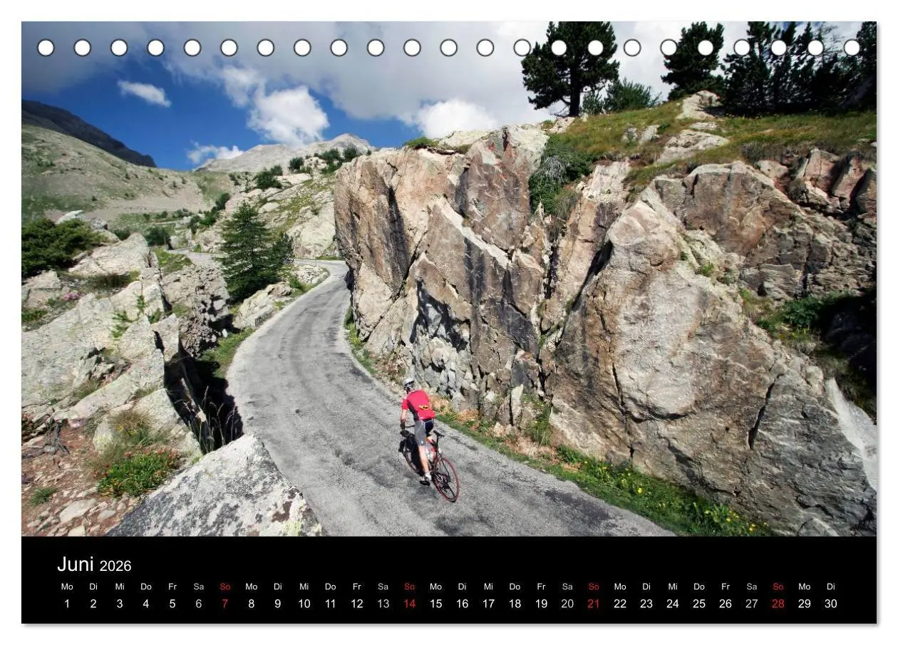 Bild: 9783516238686 | Alpenpässe auf dem Rennrad "Himmlische Serpentinen" (Tischkalender...