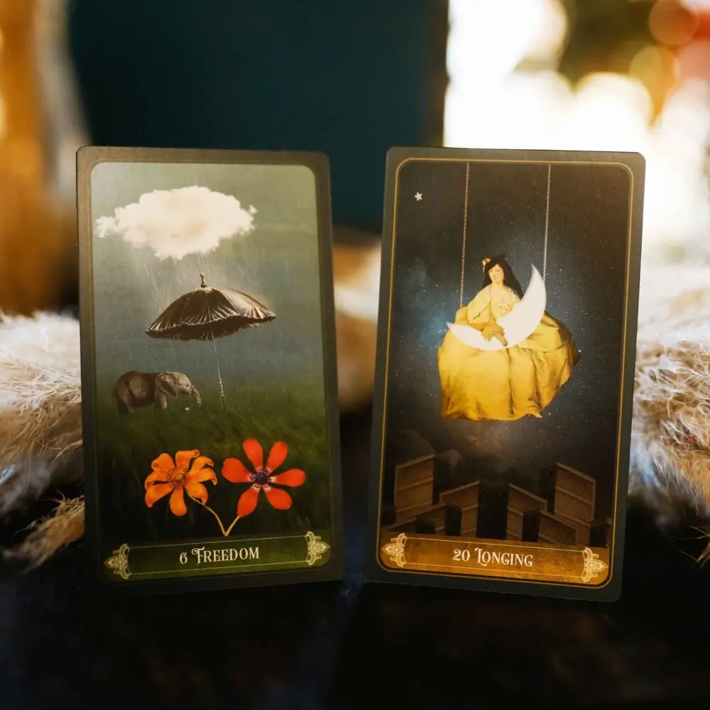 Bild: 4250375110187 | Love Oracle GB (English) - 40 cards &amp; booklet | Christiane Neumann