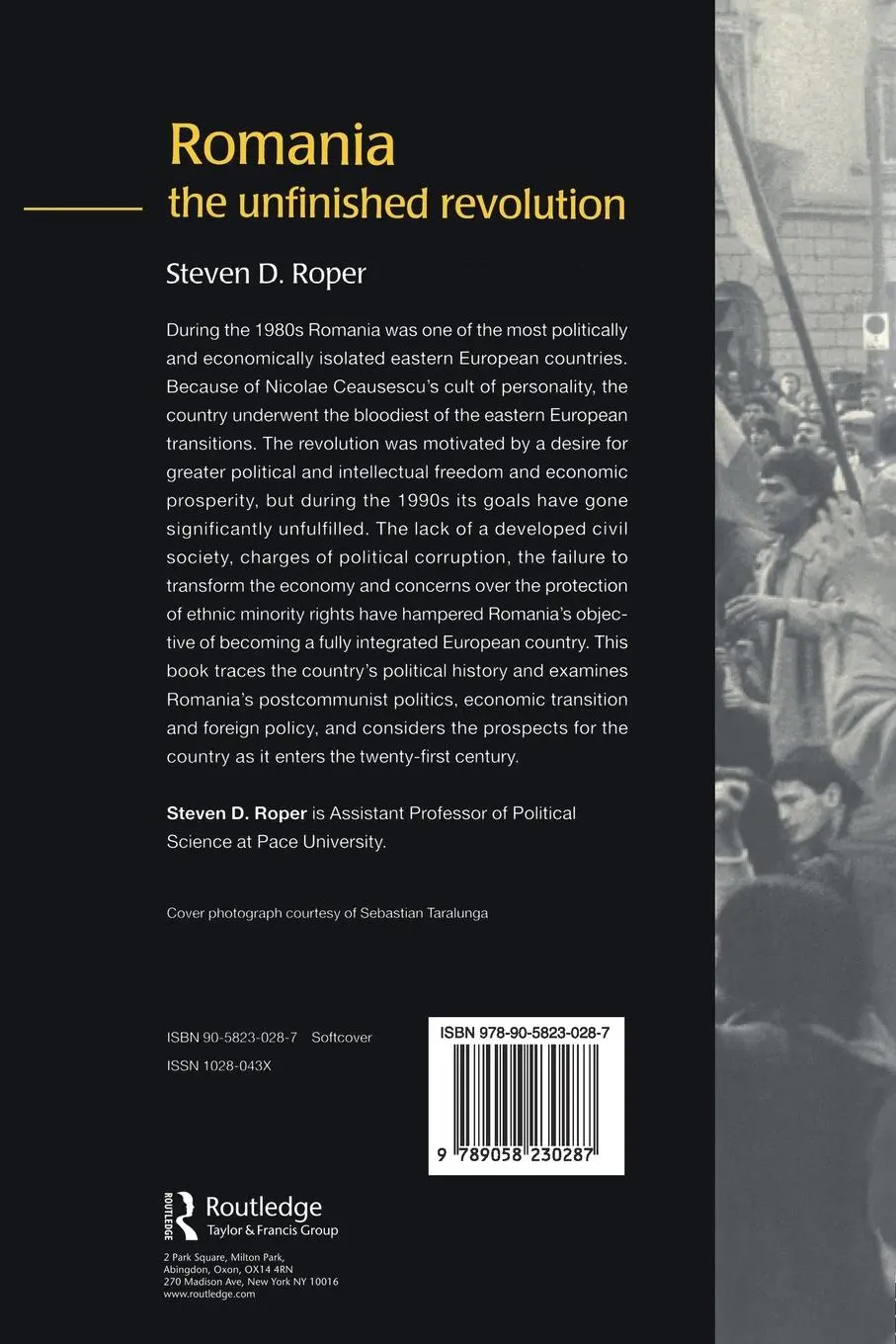 Rückseite: 9789058230287 | Romania | The Unfinished Revolution | Stephen D. Roper | Taschenbuch