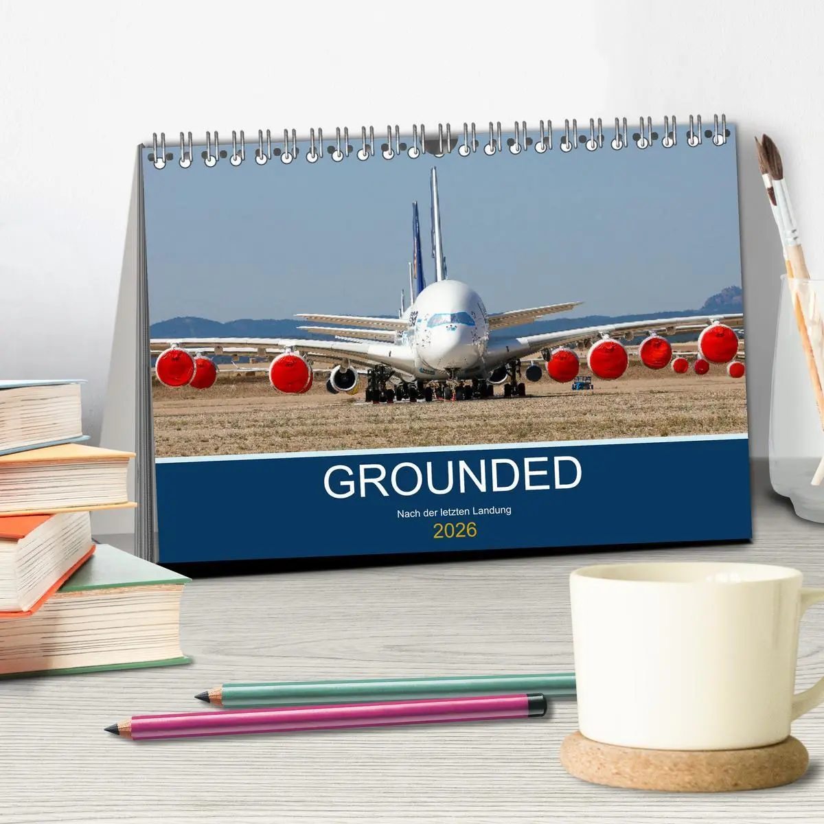 Bild: 9783457610787 | GROUNDED (Tischkalender 2026 DIN A5 quer), CALVENDO Monatskalender