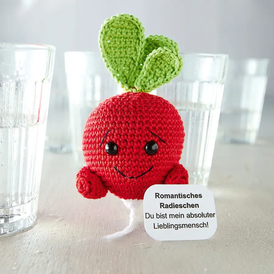 Bild: 9783735871787 | Emotional Support Veggies. Kleine Häkelfiguren mit positiven...