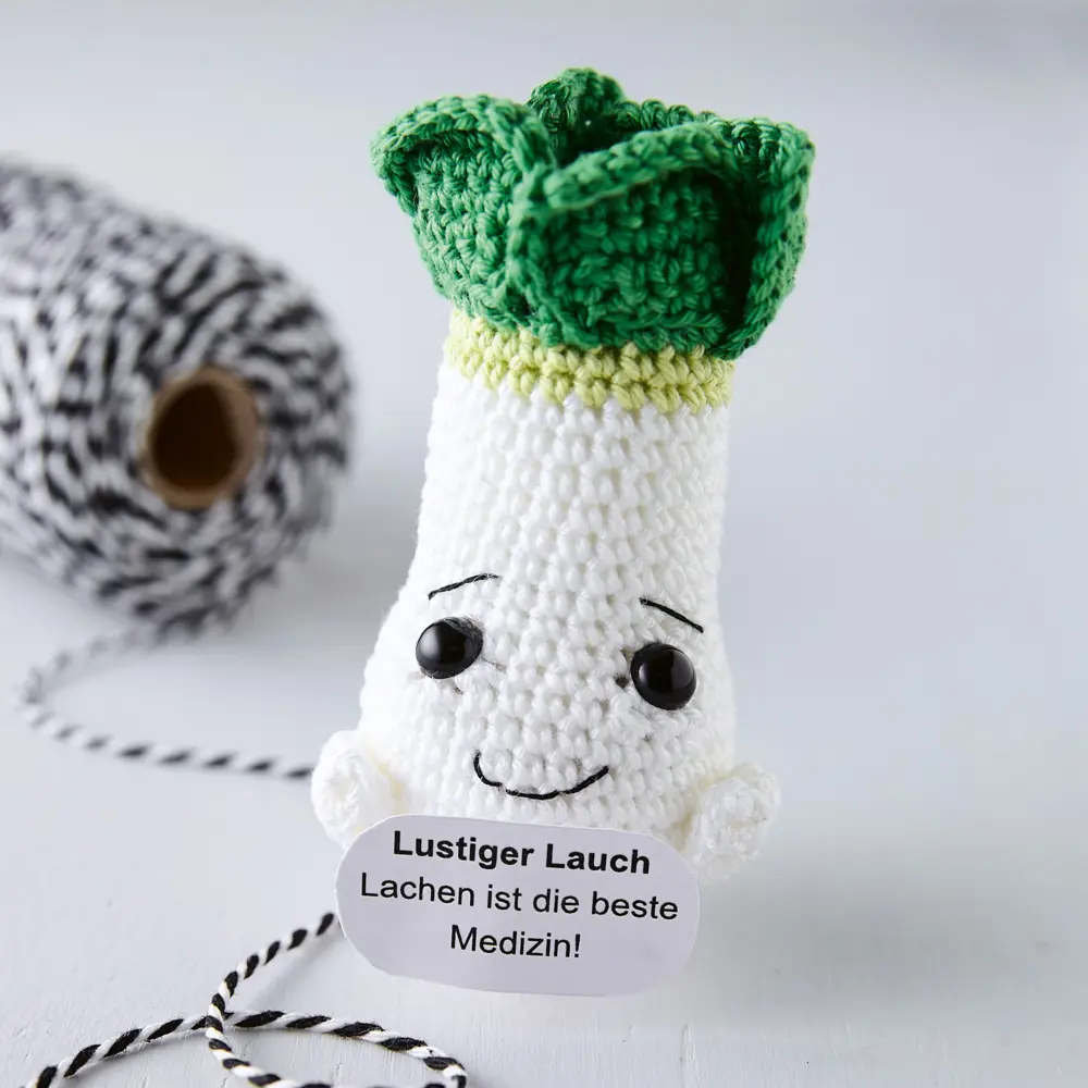 Bild: 9783735871787 | Emotional Support Veggies. Kleine Häkelfiguren mit positiven...
