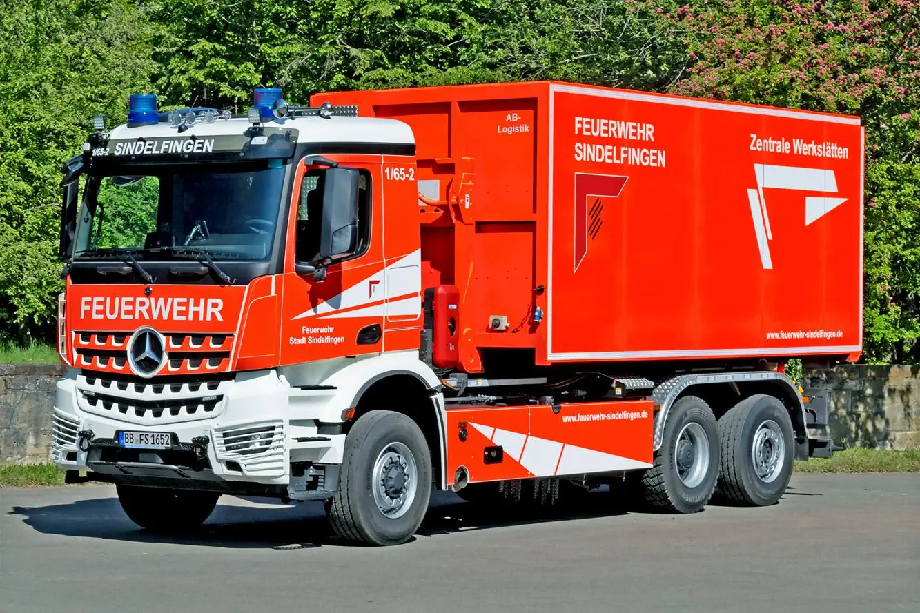 Bild: 9783751611787 | Jahrbuch Feuerwehrfahrzeuge 2026 | Taschenbuch | 160 S. | Deutsch