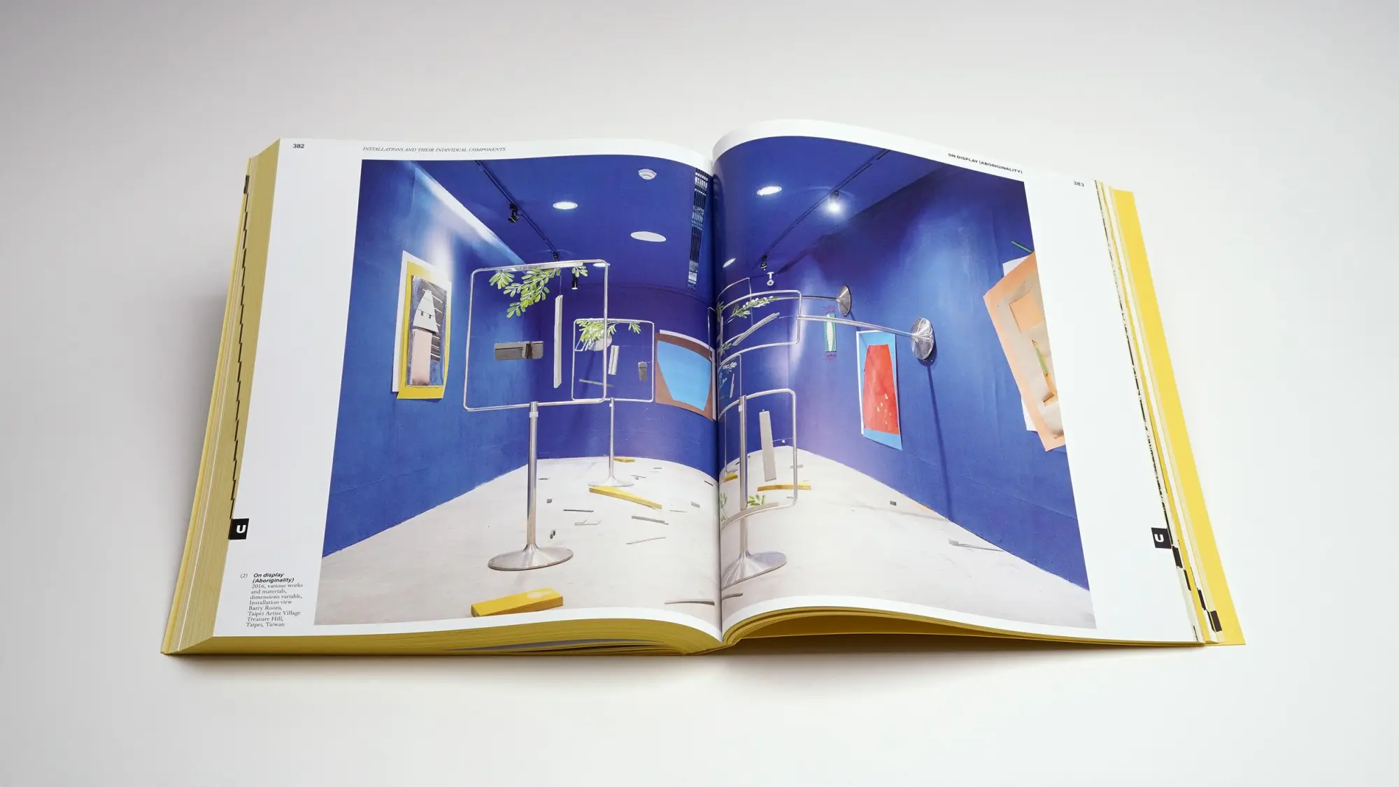 Bild: 9783969121887 | Verena Issel - Yellow Pages. Installations and their individual...