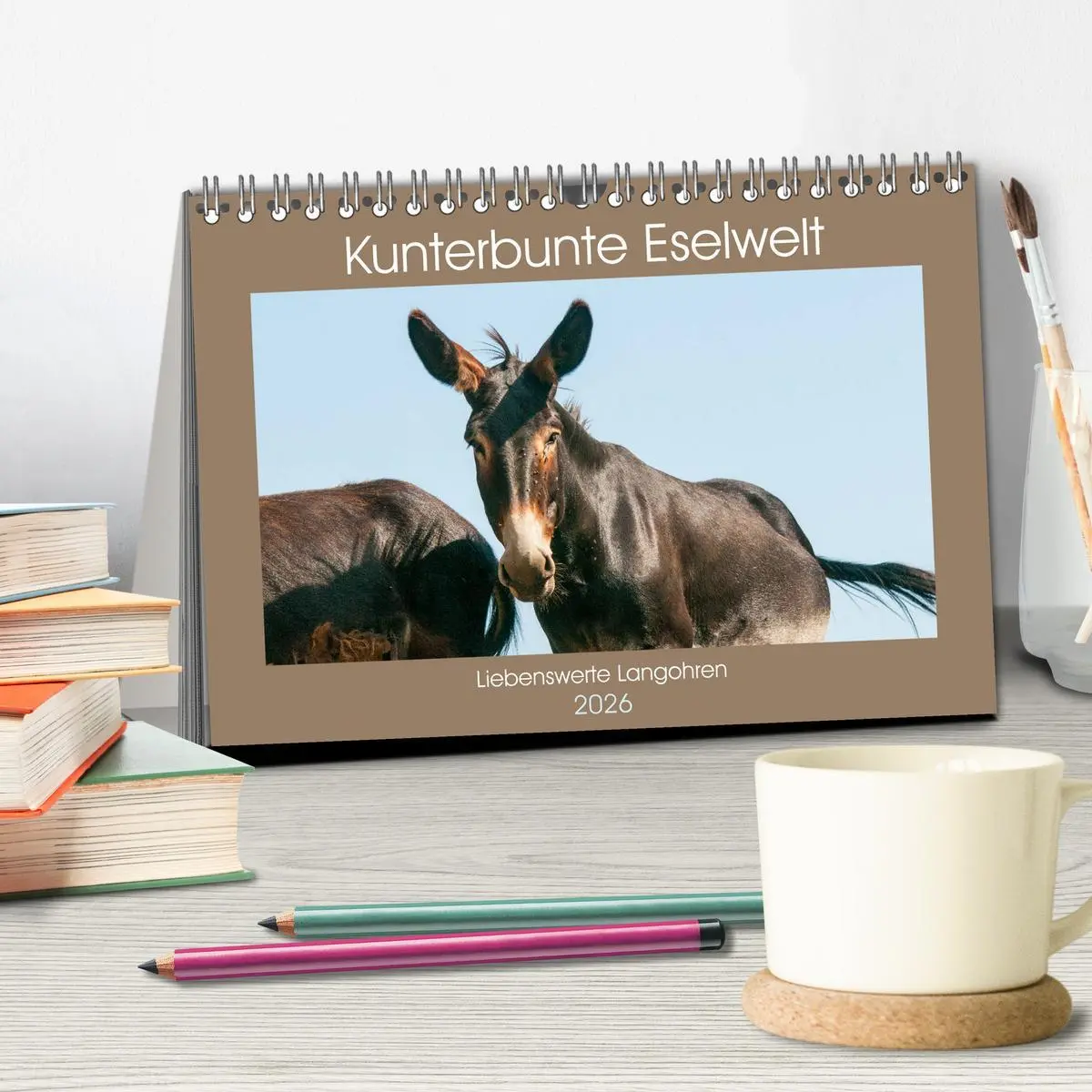 Bild: 9783457755587 | Kunterbunte Eselwelt - Liebenswerte Langohren (Tischkalender 2026...