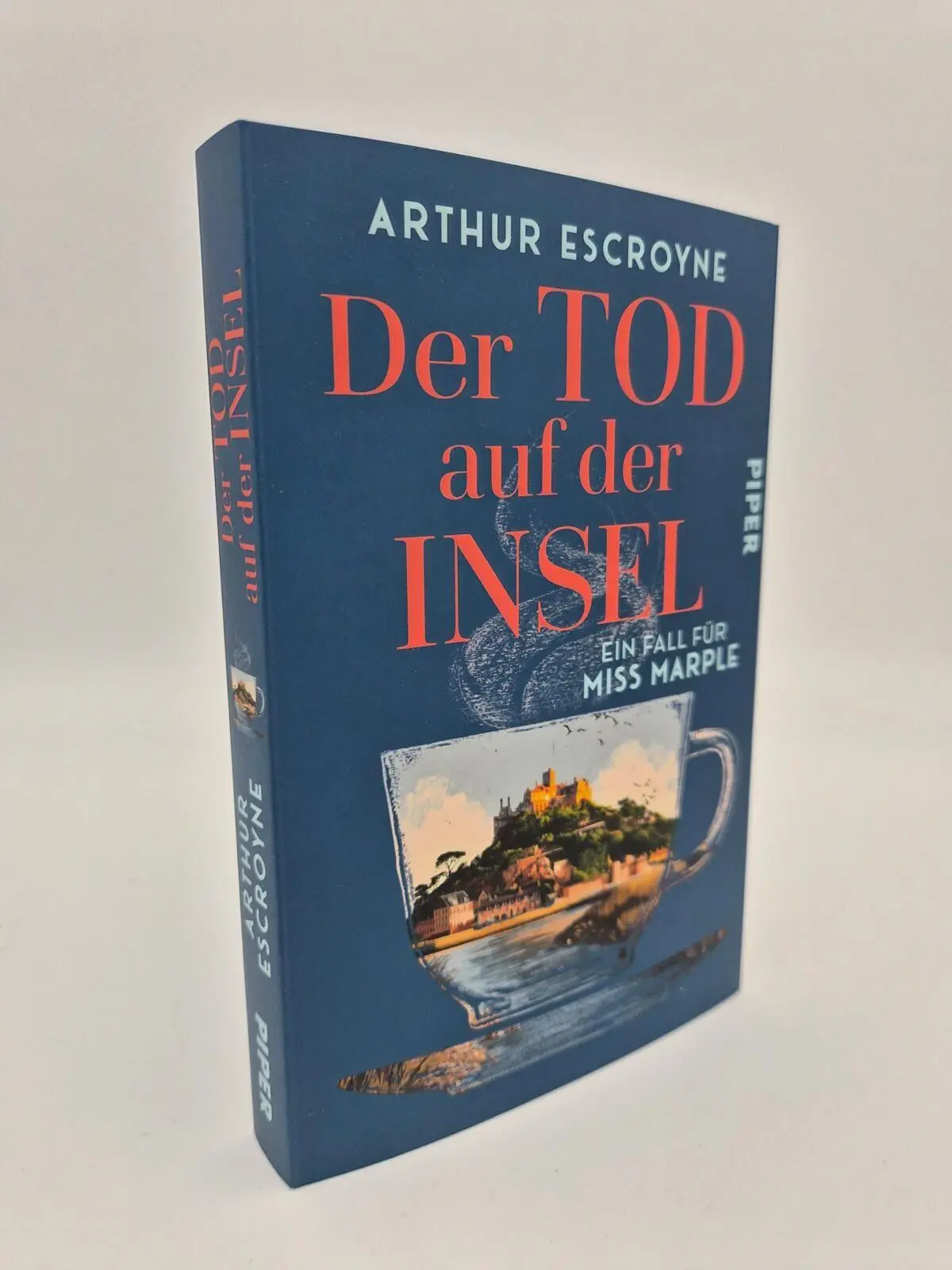 Bild: 9783492065887 | Der Tod auf der Insel | Arthur Escroyne | Taschenbuch | 256 S. | 2026