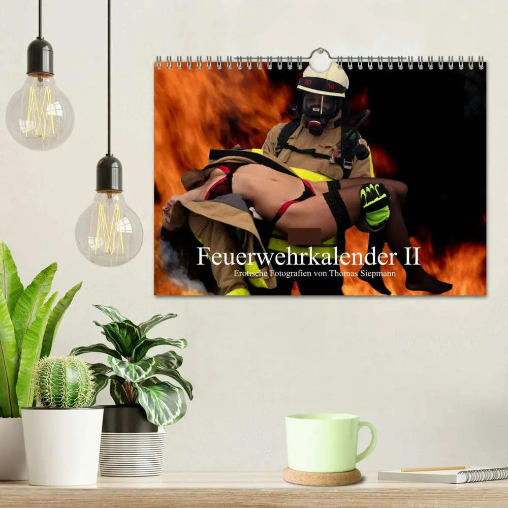 Bild: 9783435787487 | Feuerwehrkalender II - Erotische Fotografien von Thomas Siepmann...