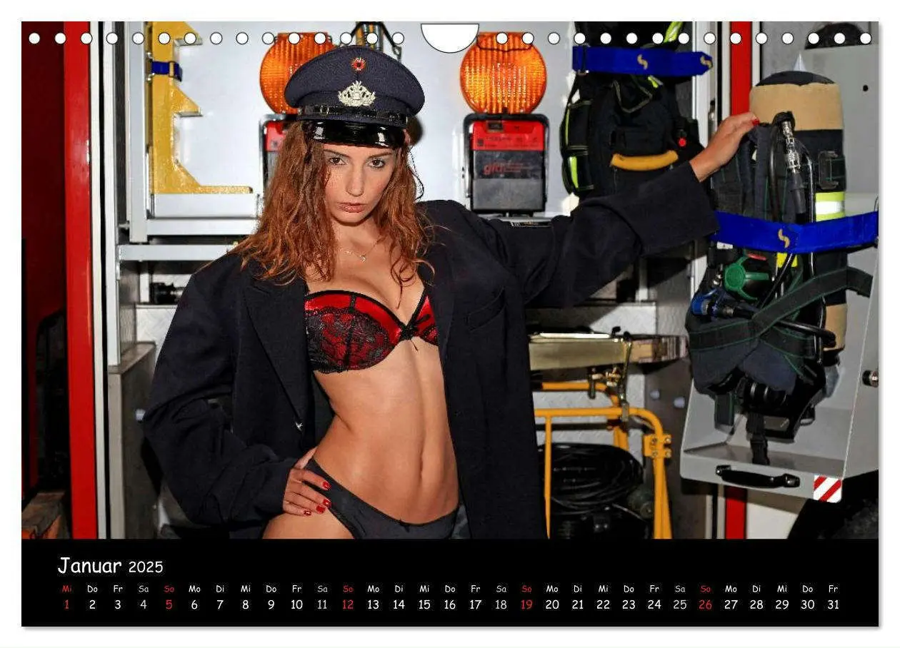 Bild: 9783435787487 | Feuerwehrkalender II - Erotische Fotografien von Thomas Siepmann...