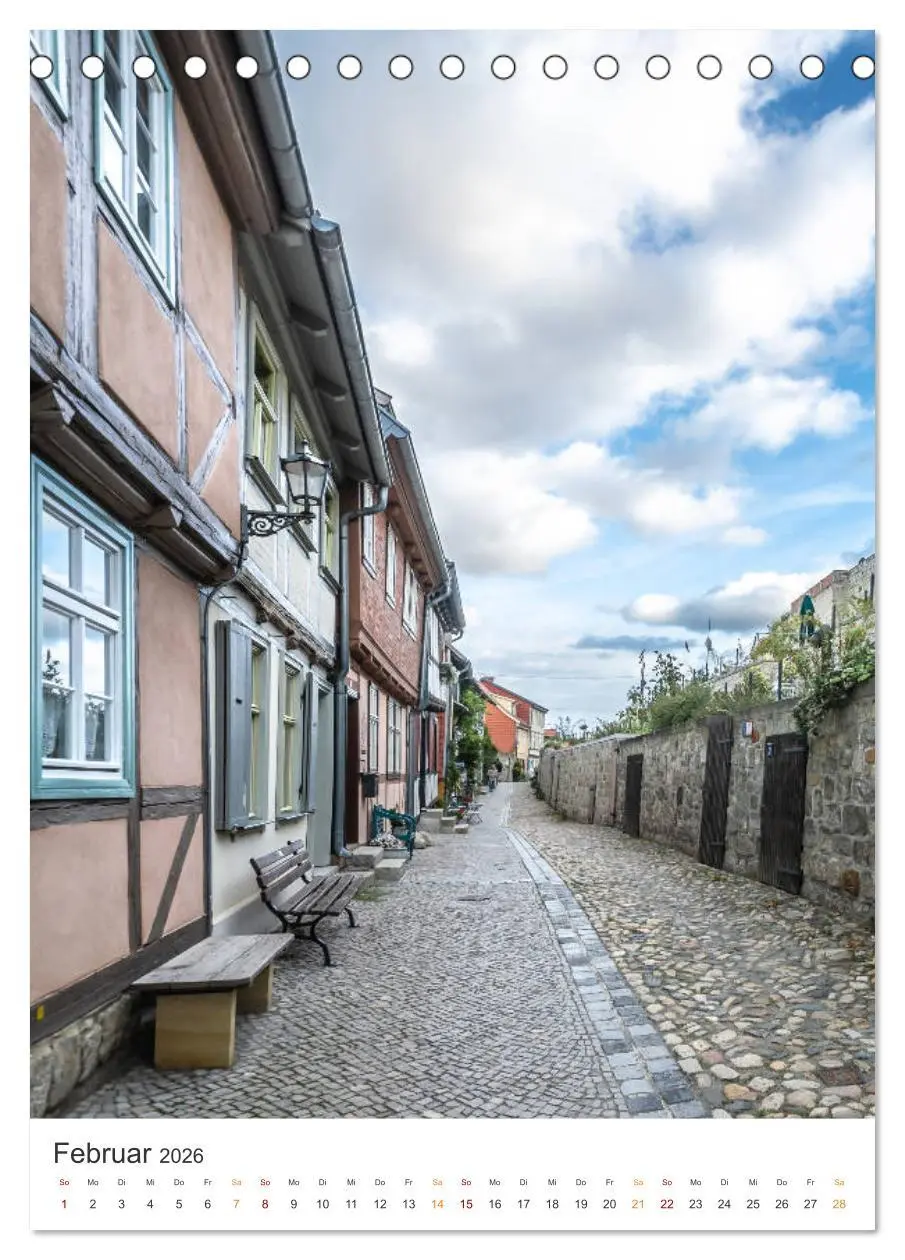 Bild: 9783516327687 | Altstadt Quedlinburg (Tischkalender 2026 DIN A5 hoch), CALVENDO...