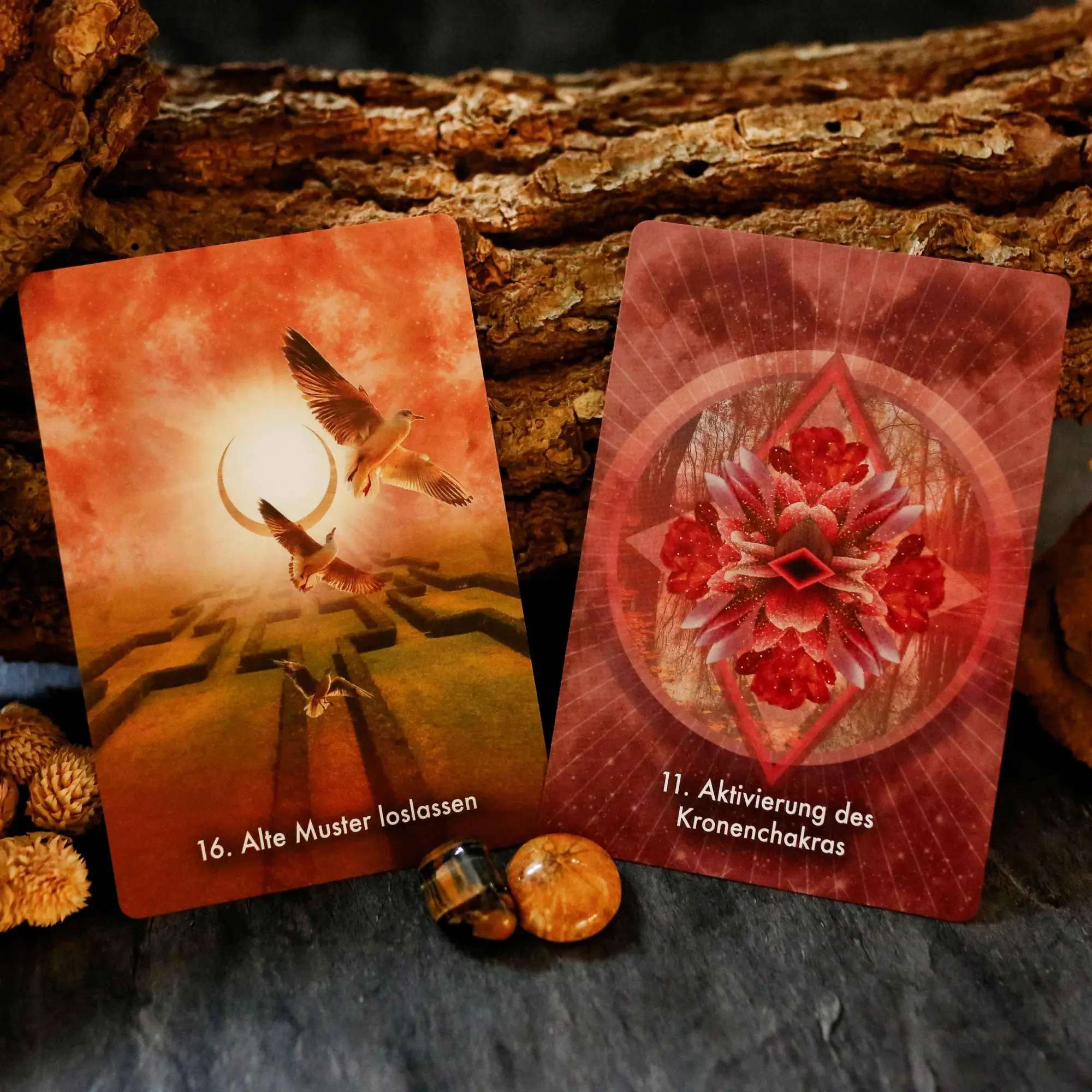 Bild: 9783868268287 | Intuitive Whispers Orakel - 44 Karten mit Booklet - Inspirationskarten