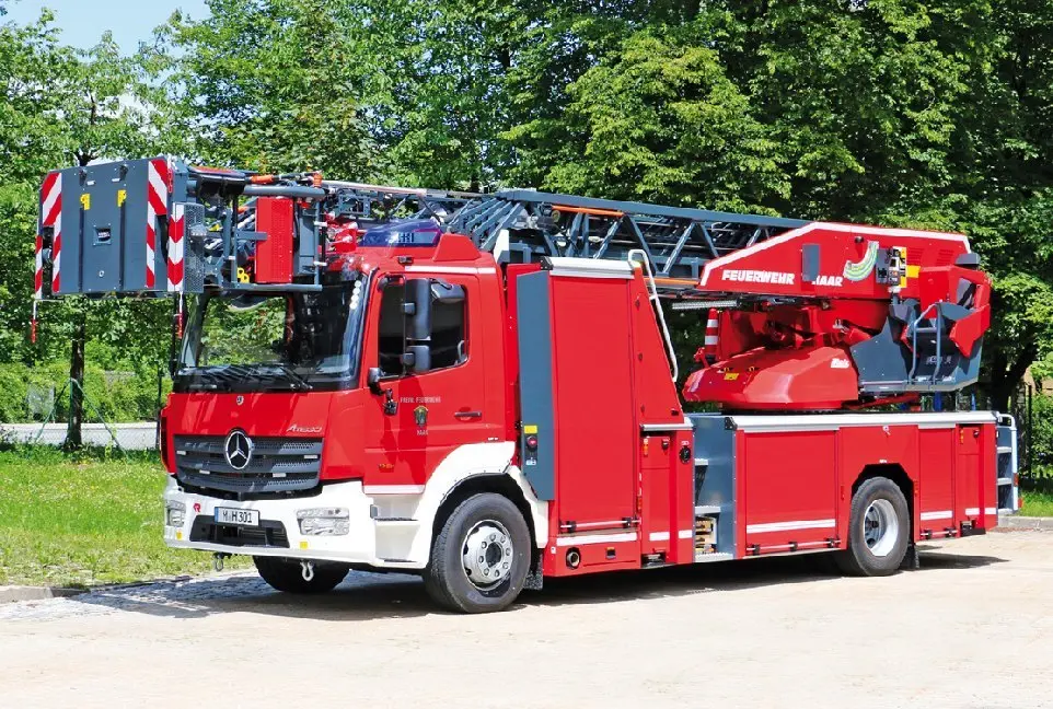 Bild: 9783861339687 | Jahrbuch Feuerwehrfahrzeuge 2021 | Taschenbuch | 160 S. | Deutsch