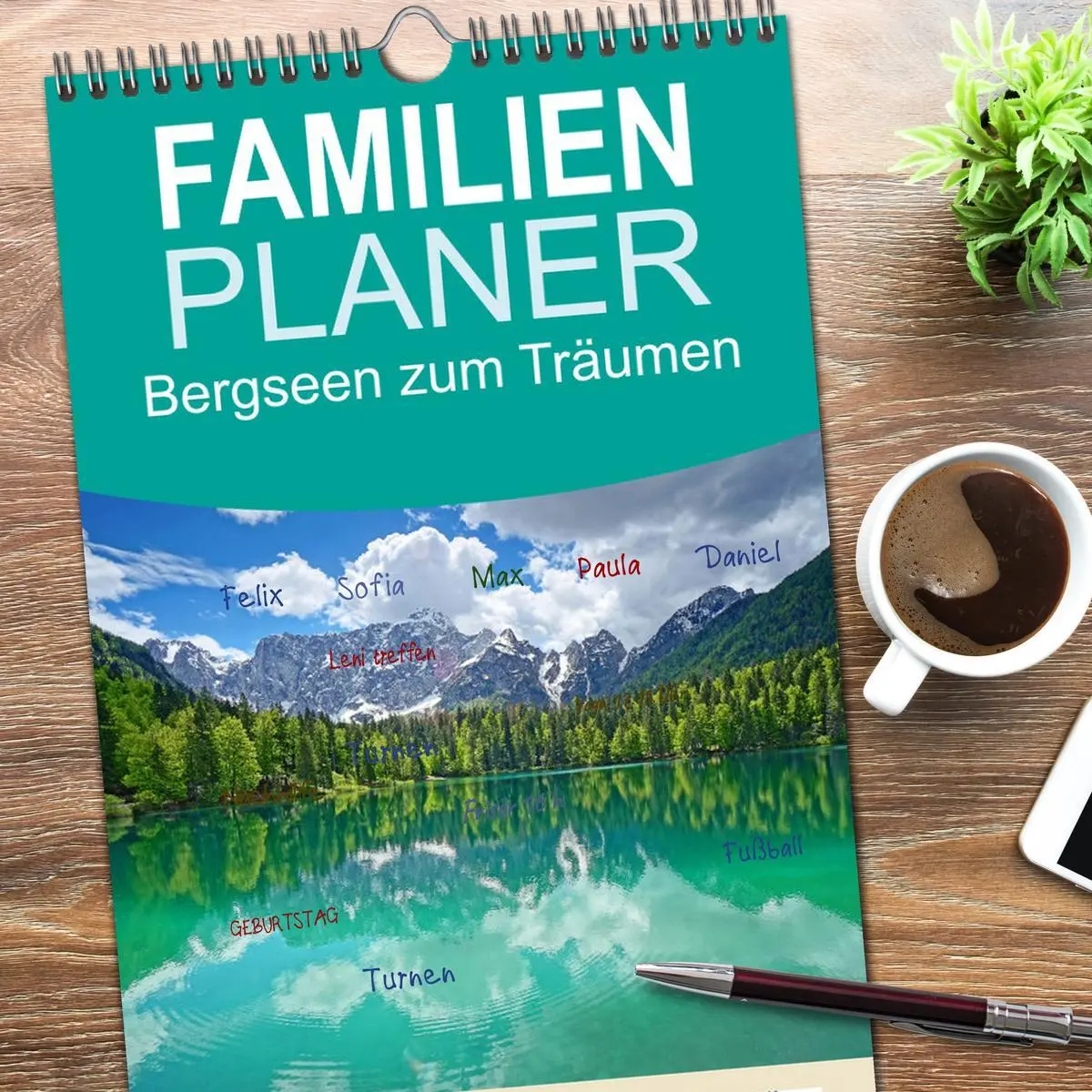 Bild: 9783516490688 | Familienplaner 2026 - Bergseen zum Träumen mit 5 Spalten...