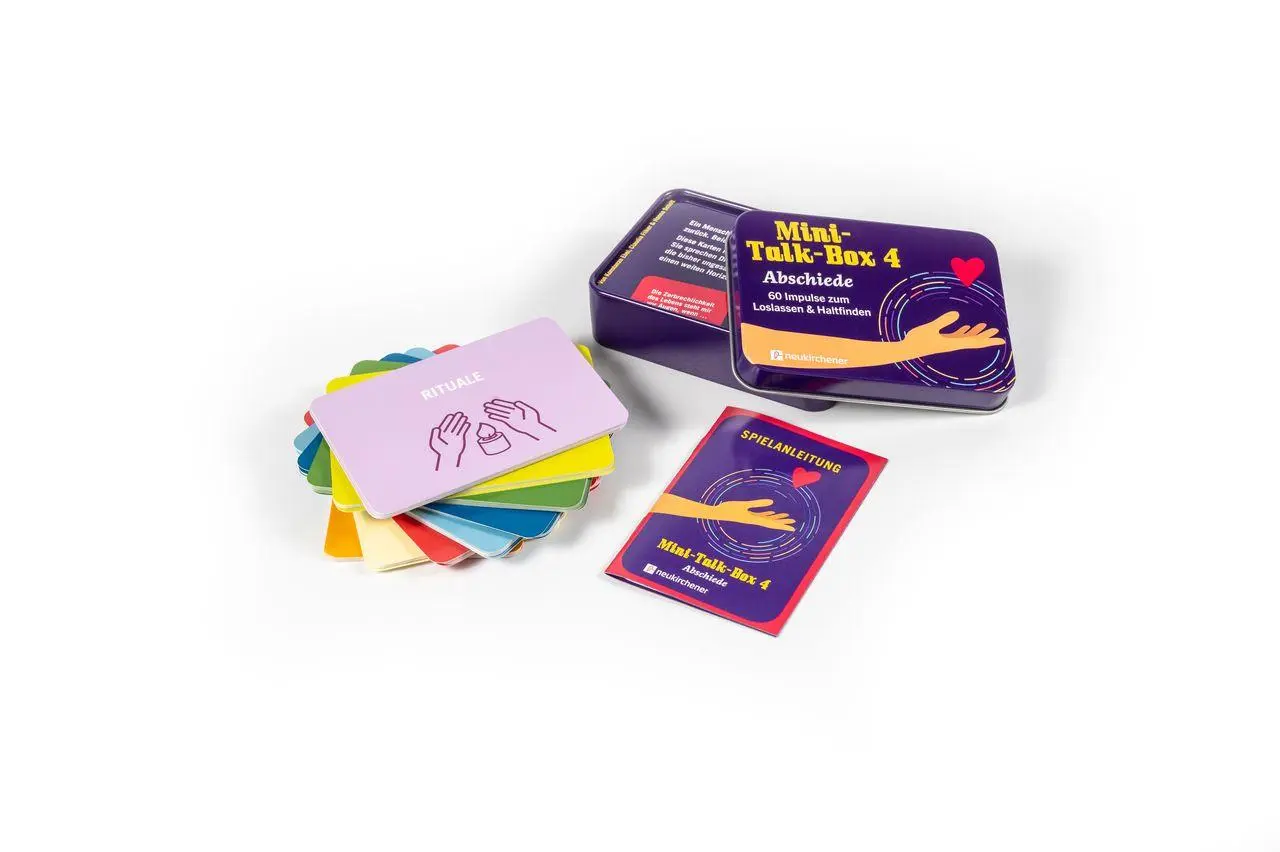 Bild: 9783761571088 | Mini-Talk-Box 4 - Abschiede | 60 Impulse zum Loslassen &amp; Haltfinden