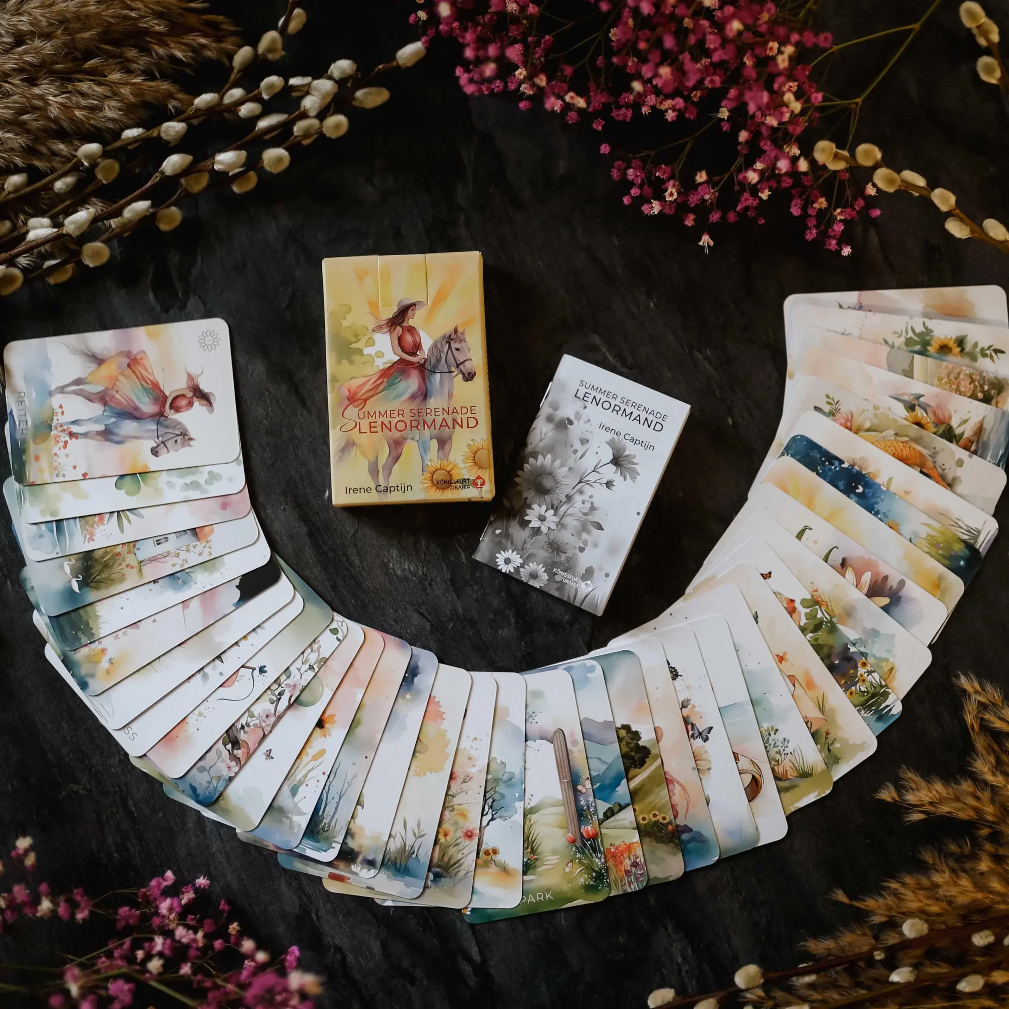 Bild: 4250375102588 | Summer Serenade Lenormand - 38 Lenormand-Karten und Booklet (DE)