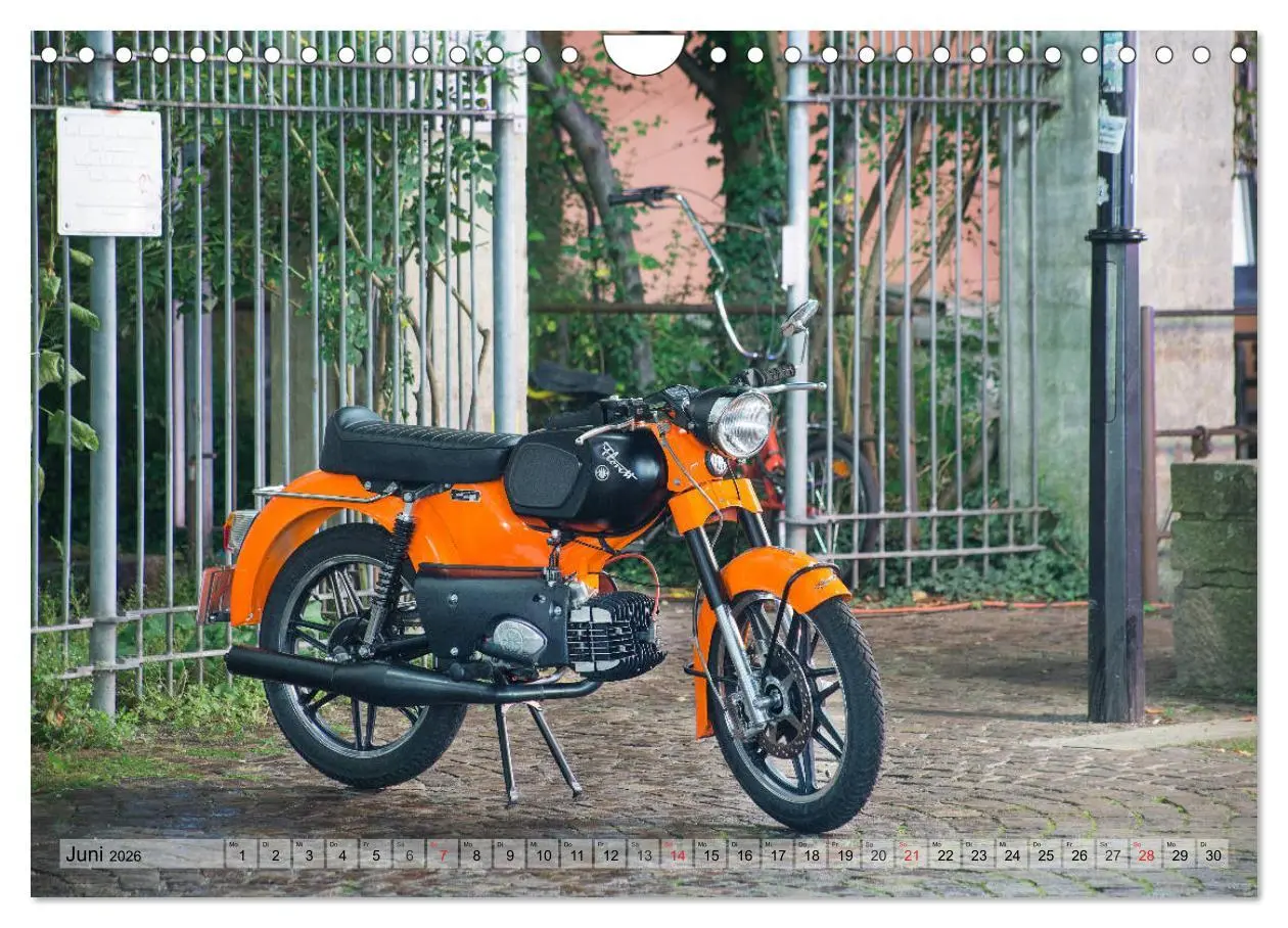 Bild: 9783457932988 | Oldtimer Mopeds - fotografiert von Michael Allmaier (Wandkalender...