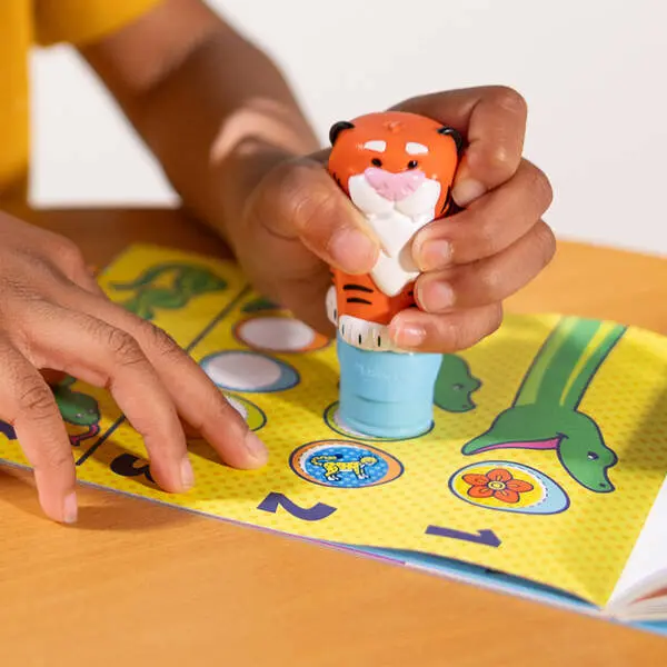 Bild: 681147005488 | MAC Sticker Wow Tiger Sticker Stempelset | Karton | 48800 | Deutsch