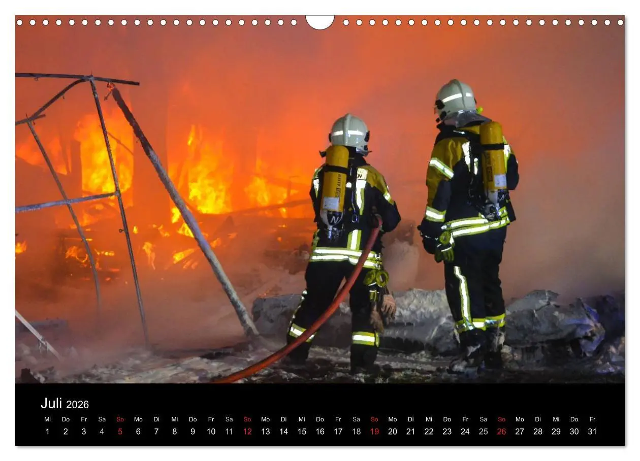 Bild: 9783516017588 | FEUERWEHR IM EINSATZ (Wandkalender 2026 DIN A3 quer), CALVENDO...