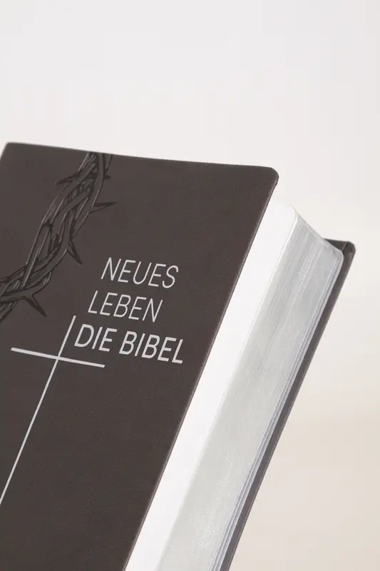 Bild: 9783417258288 | Neues Leben. Die Bibel, Standardausgabe, Kunstleder schwarzplatin