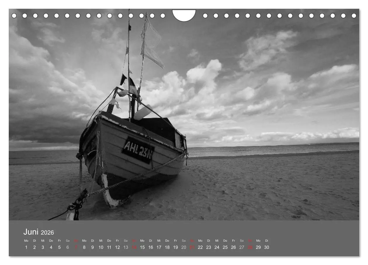 Bild: 9783516228588 | Ostsee - von schwarz bis weiß (Wandkalender 2026 DIN A4 quer),...