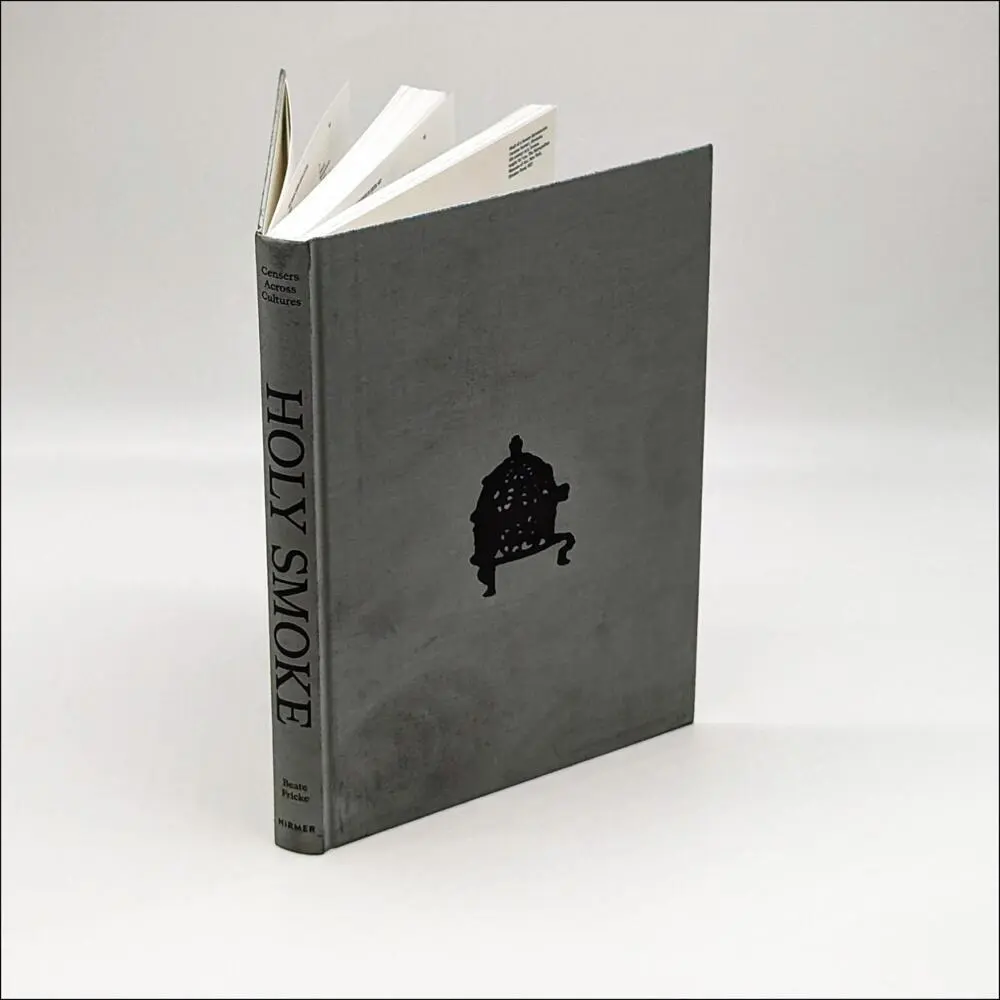 Bild: 9783777439488 | Holy Smoke | Censers Across Cultures | Beate Fricke | Buch | 338 S.