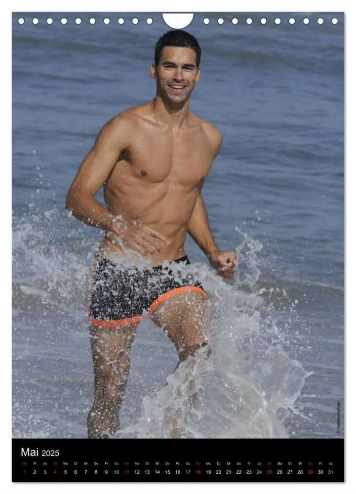 Bild: 9783457031889 | Strandboys 2025 (Wandkalender 2025 DIN A4 hoch), CALVENDO...