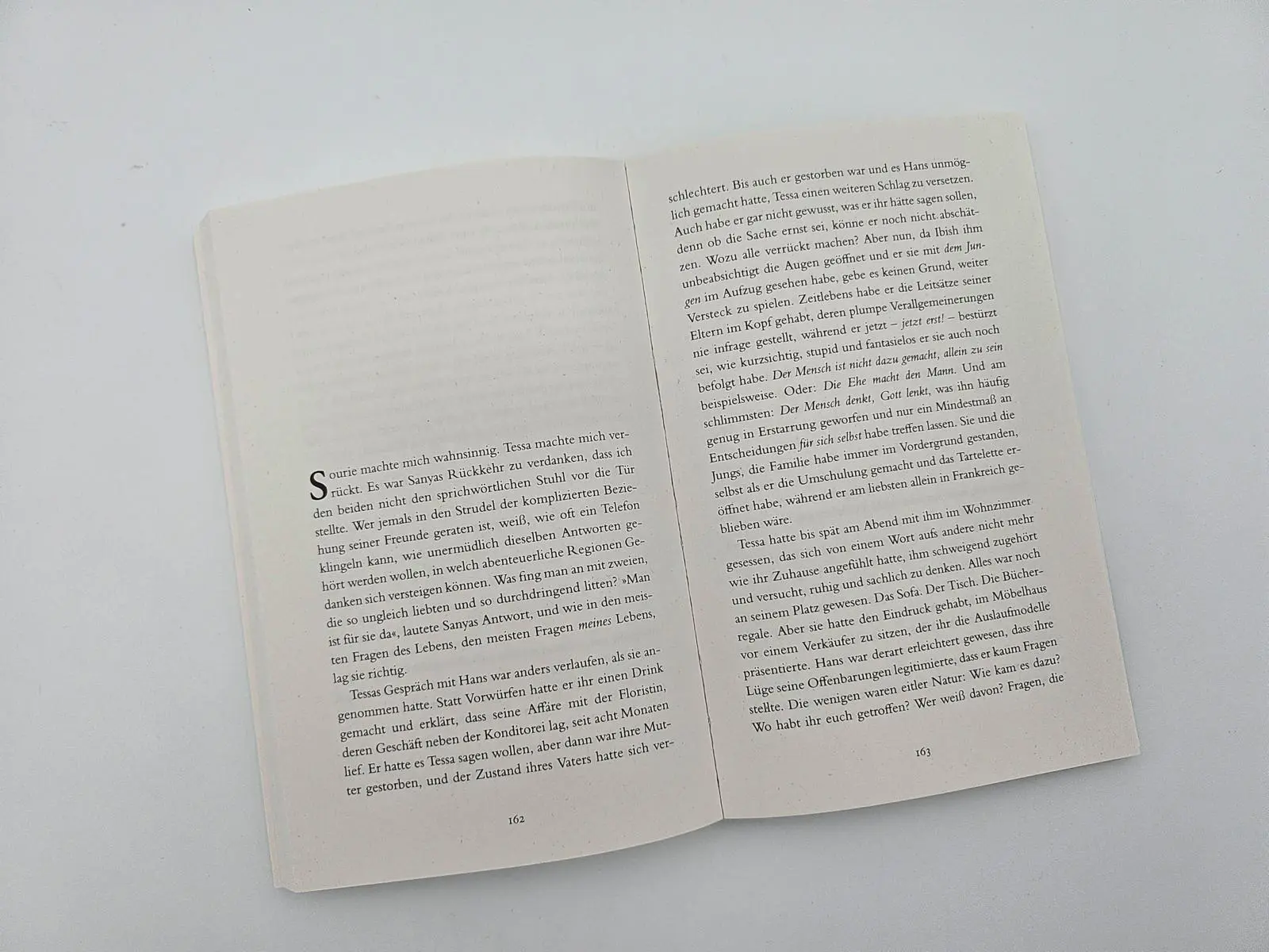 Bild: 9783492322089 | Die Gleichzeitigkeit der Dinge | Husch Josten | Taschenbuch | 224 S.