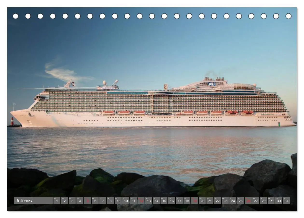 Bild: 9783516045789 | Kreuzfahrt Warnemünde (Tischkalender 2026 DIN A5 quer), CALVENDO...
