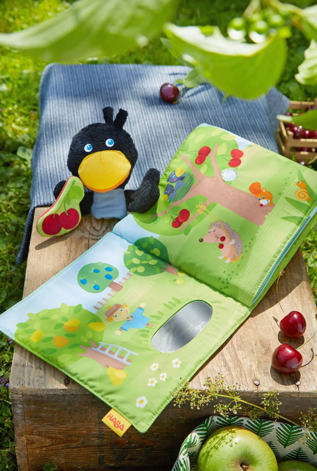Bild: 4010168255989 | Stoffbuch Obstgarten | Spiel | 6 S. | 1306081001 | Deutsch | 2021