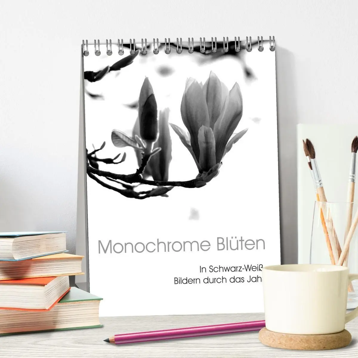 Bild: 9783569947689 | Monochrome Blüten - In Schwarz-Weiß Bildern durch das Jahr...