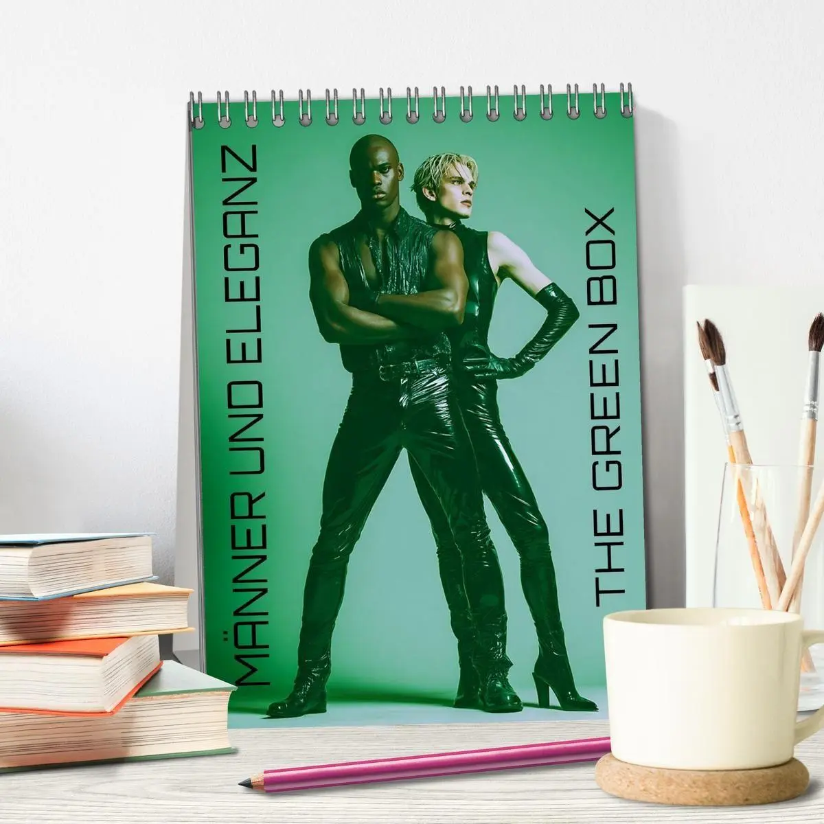 Bild: 9783516687989 | Männer und Eleganz - The Green Box (Tischkalender 2026 DIN A5...
