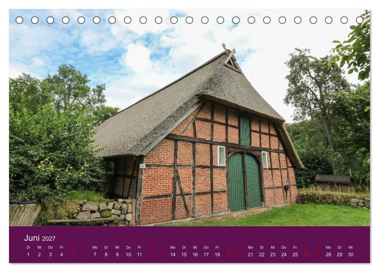 Bild: 9783569847989 | Die Heide blüht (Tischkalender 2027 DIN A5 quer), CALVENDO...