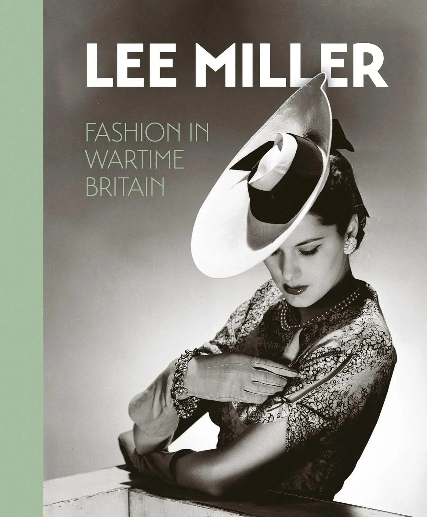 Cover: 9780953238989 | Lee Miller: Fashion in Wartime Britain | Amber Butchart (u. a.) | Buch