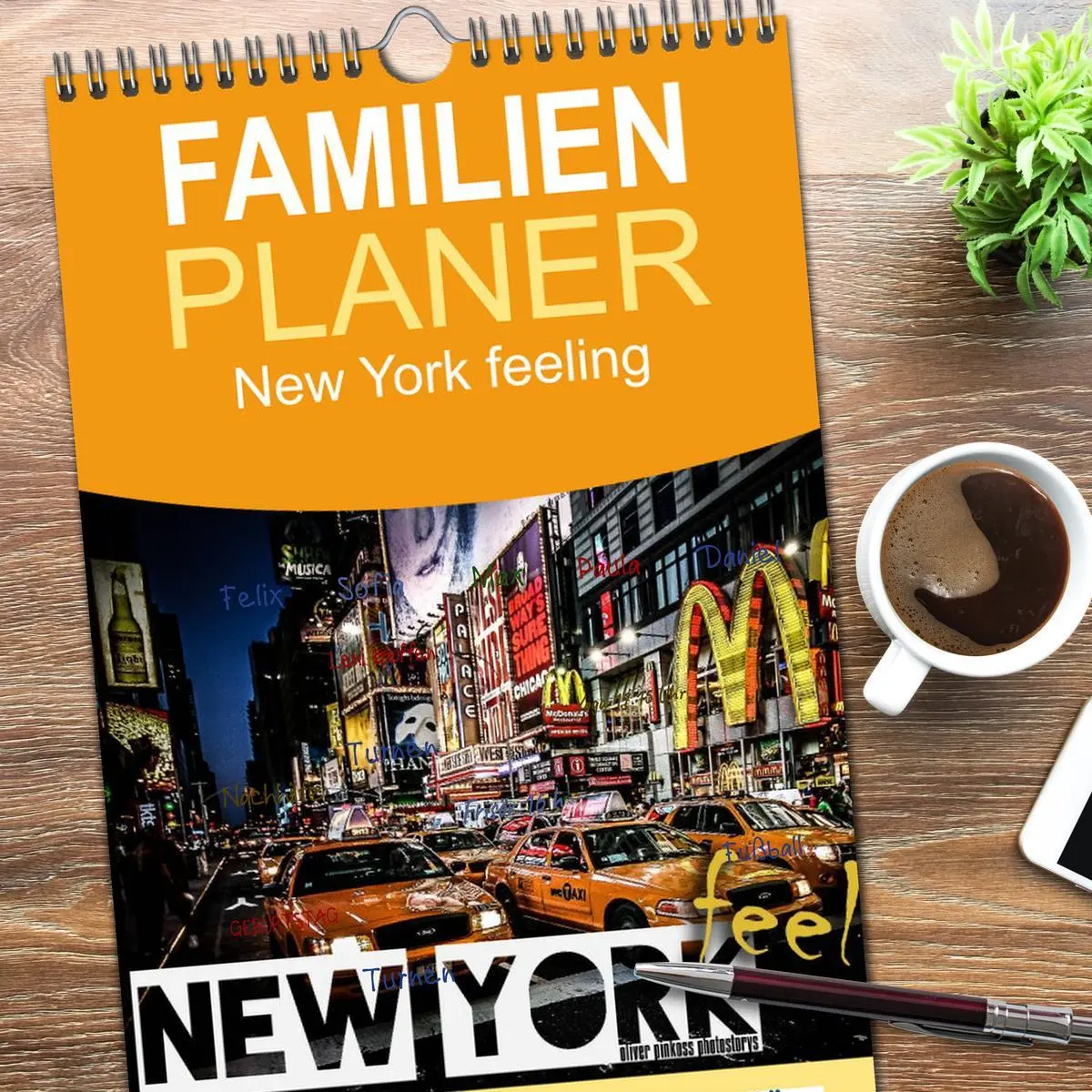 Bild: 9783516520590 | Familienplaner 2026 - New York feeling mit 5 Spalten (Wandkalender,...