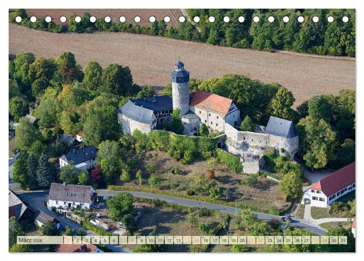 Bild: 9783457331590 | Oberfranken aus der Vogelperspektive (Tischkalender 2026 DIN A5...