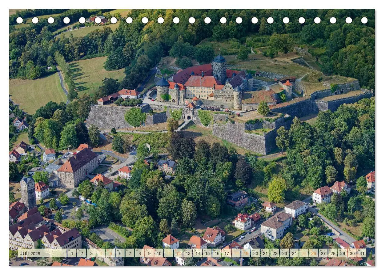 Bild: 9783457331590 | Oberfranken aus der Vogelperspektive (Tischkalender 2026 DIN A5...