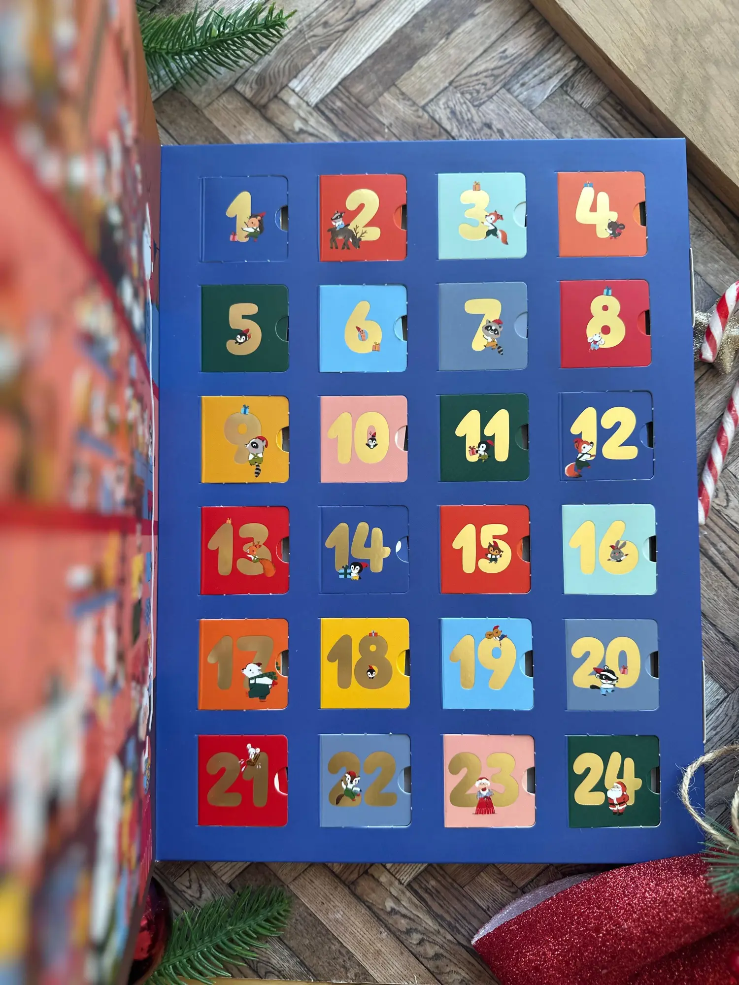 Bild: 9783833911590 | Bald ist Weihnachten! Ein Adventskalender mit 24 Mini-Büchern | Buch