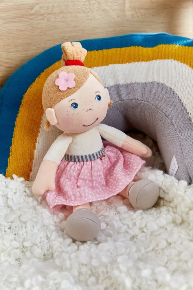 Bild: 4010168283890 | Kuschelpuppe Lara | Ines Frömelt | 2011850001 | Deutsch | 2025
