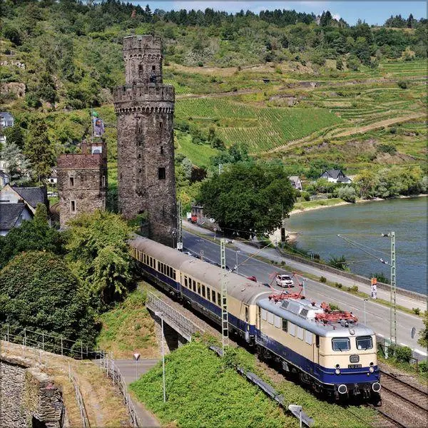 Bild: 9783819303890 | Eisenbahnen 2027 | Verlag Korsch | Kalender | 13 S. | Deutsch | 2027
