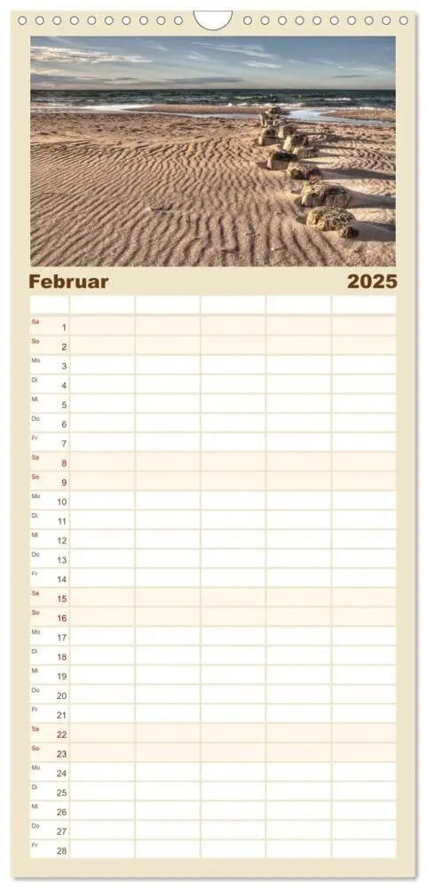 Bild: 9783457114490 | Familienplaner 2025 - Meine Ostsee mit 5 Spalten (Wandkalender, 21...
