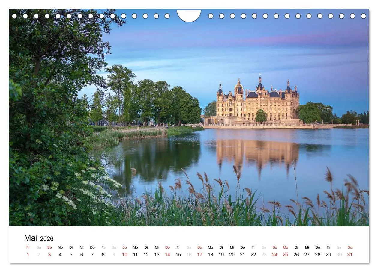 Bild: 9783516117790 | Schweriner Märchenschloss (Wandkalender 2026 DIN A4 quer), CALVENDO...