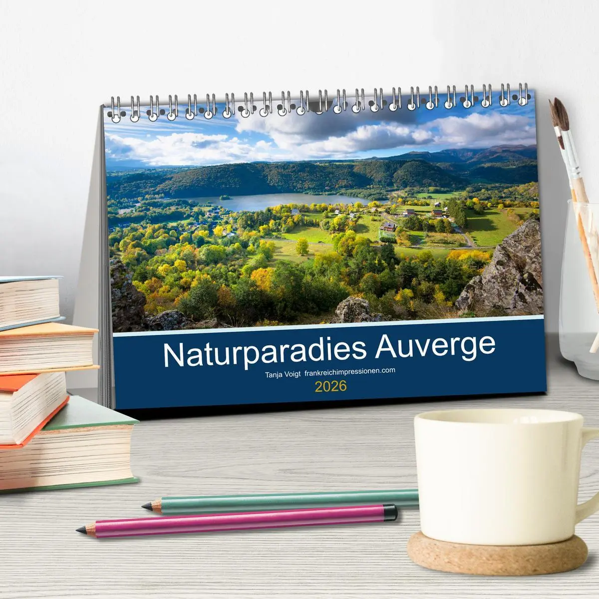 Bild: 9783457937990 | Naturparadies Auvergne (Tischkalender 2026 DIN A5 quer), CALVENDO...